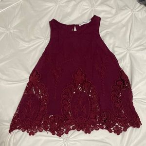 Dainty Hooligan maroon tank top - size small